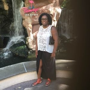 Meet your Posher, Andrea